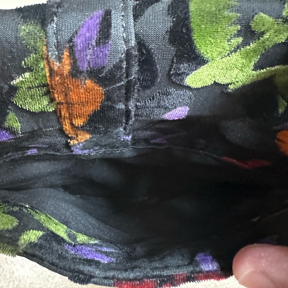 Gorgeous Velvet Rebecca Minkoff Love Floral Crossbody Gently Loved RARE FIND! - Picture 9 of 10